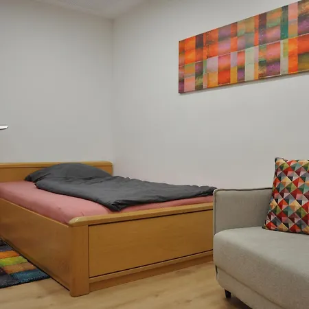 1-zimmer-appartment In Sieglar Lejlighed