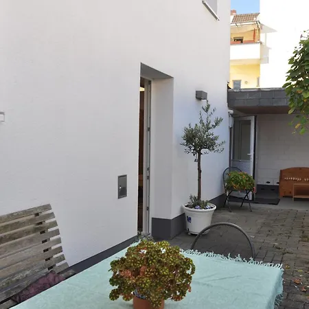 1-zimmer-appartment In Sieglar Appartement *